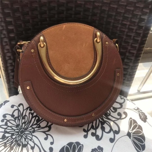Chloe ޢ 17ﶬ Pixie֭h(hun) ĥɰƴƤ A ɫ