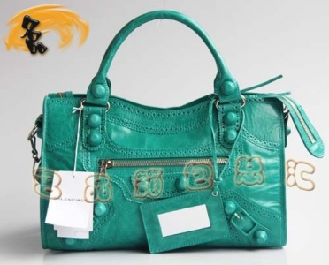 084832 BALENCIAGA¿GɫţƤrŮʿ ҽ(jng)C܇ б