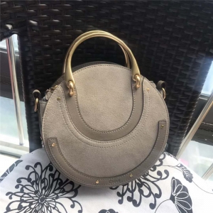 Chloe ޢ 17ﶬ Pixie֭h(hun) ĥɰƴƤ A \ɫ
