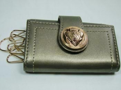 190357 GUCCI GUCCI¿yɫrŮ GUCCI(jng)ţƤ耳װ