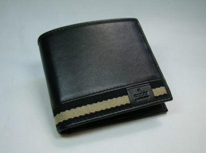 1034 GUCCI¿ GUCCIȫƤrʿX GUCCI(jng)XA GUCCIX