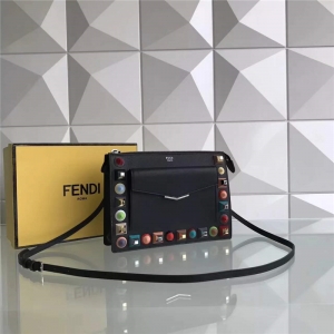 FENDI ҵ 0367 2017¿ϷСţƤ๦L(zhng)б ɫ