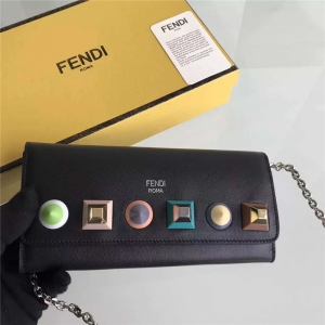 FENDI ҵ 0251 2017¿ϷСţƤ๦L(zhng)T朗lб ɫ