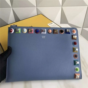 FENDI ҵ 0365L ¿ܛСţƤɫTᔭh(hun)@?zhn)ð?{(ln)ɫ
