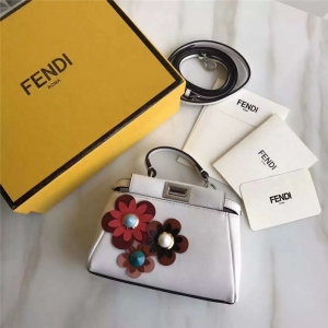 FENDI ҵ¿  r(sh)bƤMICRO PEEKABOO ̫ꖻС؈   ɫ