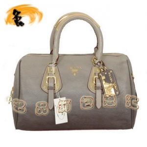 6176  Ʒ|(zh) Prada¿ɫr(sh) Pradaμ Prada(jng)eŮ