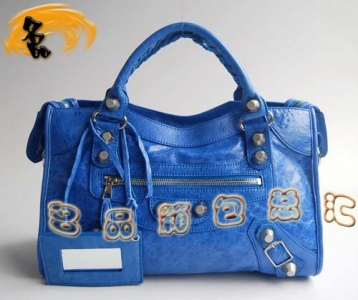 084332A BalenciagaC܇ μ  MƤyᔕrŮ {ɫ