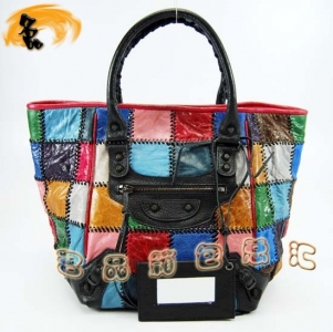 228750  BalenciagaŮ  M(jn)Ƥr(sh)e ɫ