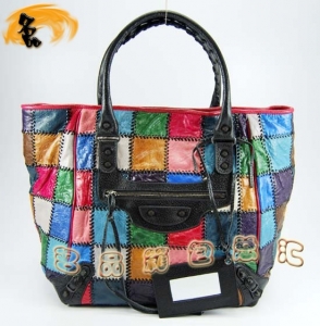 228760   BalenciagaŮ  M(jn)Ƥr(sh)e ɫ