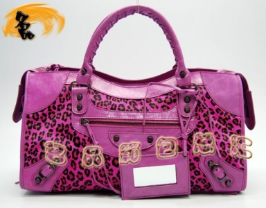084328A BalenciagaŮ M(jn)ţƤ(jng)r(sh)Ů  õtɫ