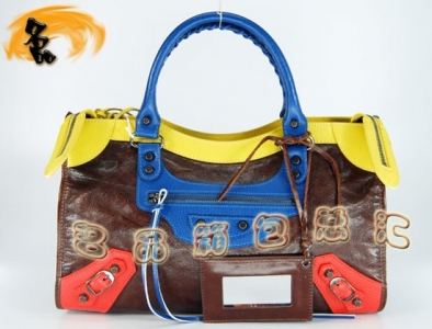 084332   BalenciagaC(j)܇ ҆μ M(jn)ţƤ(jng)rŮ  ɫ