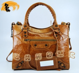 084616  BalenciagaC(j)܇ ҆μ M(jn)ţƤ(jng)rŮ  ɫ
