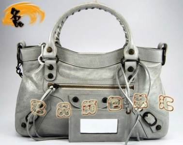 103208  ҙC(j)܇(ch) Balenciagaμ M(jn)Ƥr(sh)Ů  \ɫ