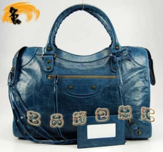 115748L  ҙC(j)܇(ch) Balenciagaμ M(jn)Ƥr(sh)Ů  {(ln)ɫ