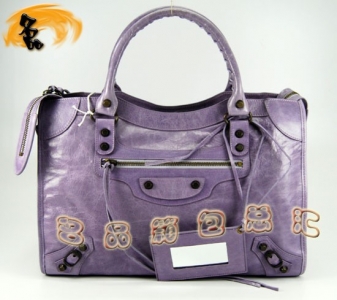 115748L  ҙC(j)܇ Balenciagaμ M(jn)Ƥr(sh)Ů  \ɫ