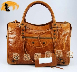 115748L    Balenciagaμ M(jn)Ƥr(sh)Ů C(j)܇ ɫ