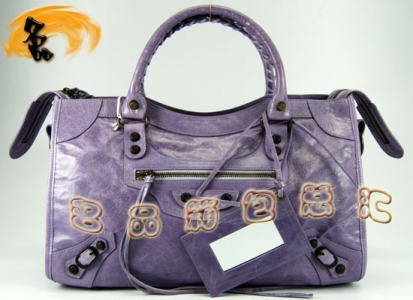 115748S  ҆μ M(jn)Ƥr(sh)Ů BalenciagaC(j)܇  \ɫ