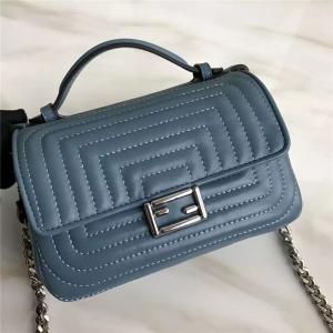 FENDI ҵ 8770 r(sh)b Micro Baguette yp朗l {(ln)ɫ