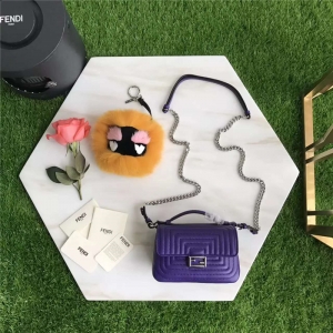 FENDI ҵ 8769 r(sh)b Micro Baguette yp朗l ɫ