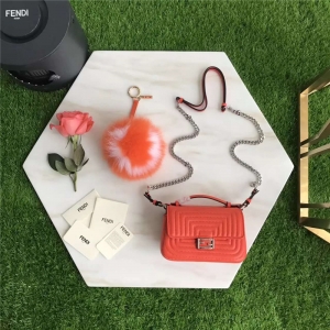 FENDI ҵ 8769 r(sh)b Micro Baguette yp朗l ټtɫ