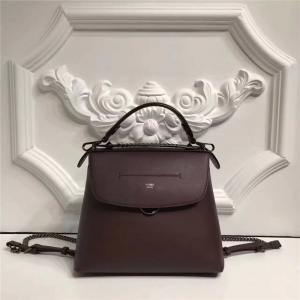 Fendi ҵ T_ͬ BACK TO SCHOOLϵ μб tɫ