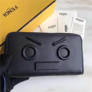 FENDI ҵ 2017¿ faceͬɫN ƤA 