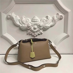 149S FENDI ҵ 2017¿ ܛСţƤ ƴɫʿD ƴS