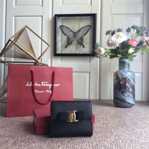 22A926 Ferragamo Ľ С̖X VaraY(ji) ɫ