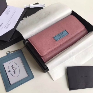 1MH132 Prada Etiquette X(qin)A M(jn)СţƤ ײɫ _(d)L(zhng)X(qin)A {(ln)