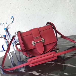 1BD095 Prada_(d) M(jn)СţƤ μб tɫ
