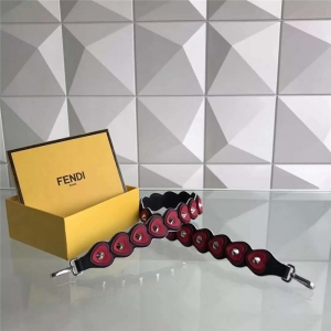 821 Fendiҵ  Ļ ŲL玧 t