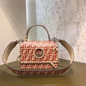 2821 Fendi bK pF͹yӡ־ wִ tɫ