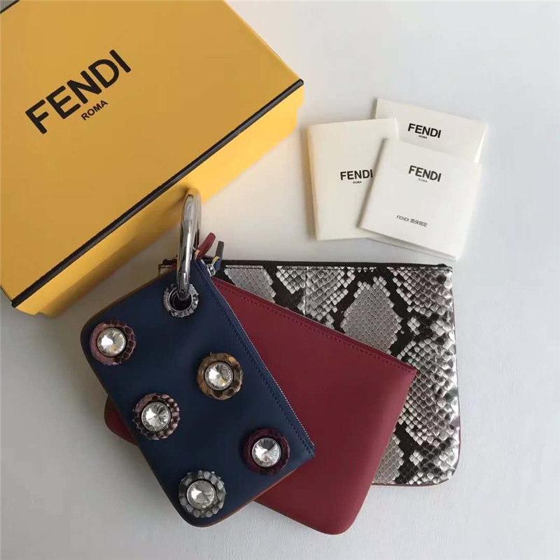001 FENDIҵ F IS FEND h(hun) Aˮ ð {t