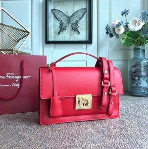 21G179 FerragamoƸĽ M(jn)ţƤ Gancioi 20Ӣ Ƥr tɫ