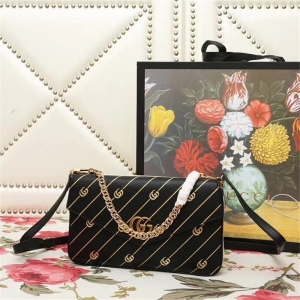 524822 GucciŮ  pOӋ Y ɫm ڰɫ