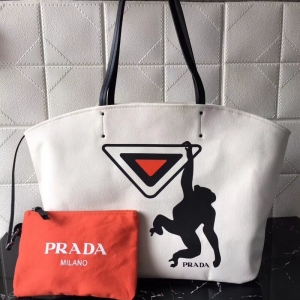 1BG218 PradaŮ _(d)ُ Prada _(d) ɫ