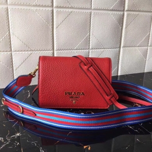 1BH102 Prada _(d)Ů pradaμ prada¹Ƥy 朗lְ