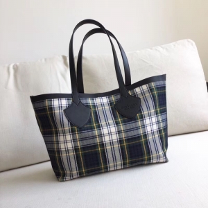 40697961 Burberry p The Giant CanvasyƴƤ ذ ī{܊t