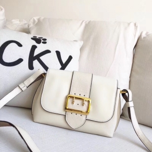 Burberry͌ ŮʿBuckle w^ μ бС ɫ