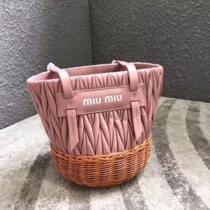 5BE021 MIUMIU(zhun)¿米 СƤ l Ͱΰ ɫ