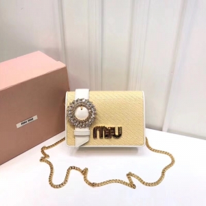 5BF068 MIUMIU(zhun)¿ ݾƤ ˮ D(zhun)iw  ɫ