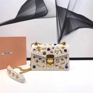 5BD081 MIUMIU¿ ްСƤ NN iwС ɫ