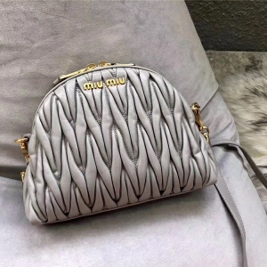 5BH092 MIUMIU ¿ ܛ С̖ \