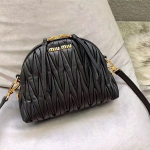 5BH092 MIUMIU ¿ ܛ С̖ ɫ
