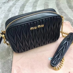 5BH118B MIUMIU¿ ްСƤ C(j) ɫ