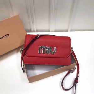 5BH077 MIUMIU (zhun)¿ M(jn)ţƤ i ĸ wС tɫ