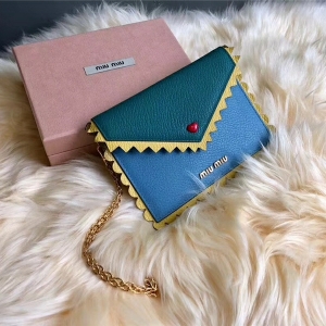 5MF001 MIUMIU  LOVEϵ ŷСXA {(ln)ɫ