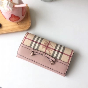 Burberry͌ y Y(ji) (zhn)Rӡ ŮʿL(zhng)X(qin) 