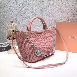 5BE896 MIUMIU ¿ ްƤ ˮ@朗l  