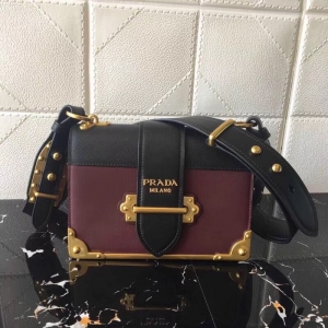 1BD045 Prada cahier ȫ(j) ʮּyţƤ ~b ִ ƴּt